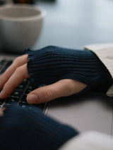 Seamless Basic Mano | Merinould Wrist warmer Navy