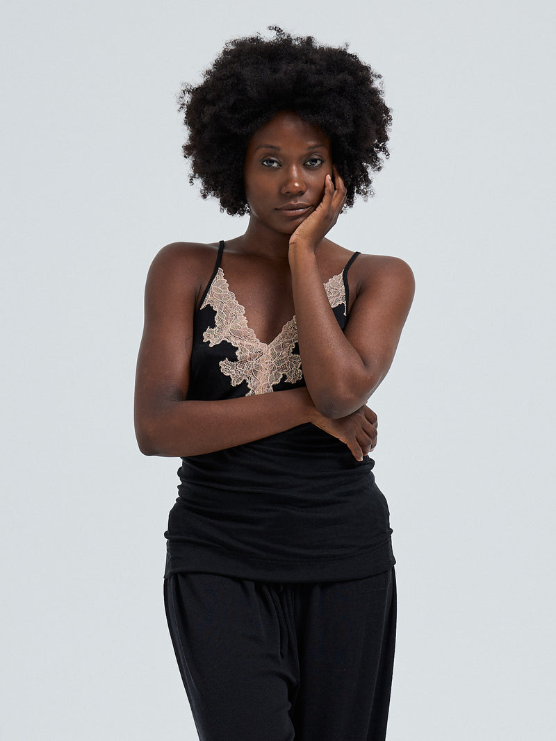 Seamless Basic Lace Silk Cami | Mulberry silke Cami top Black w. Rosie Beige