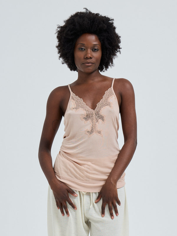 Seamless Basic Lace Silk Cami | Mulberry silke Cami top Rosie Beige w. Rosie Beige