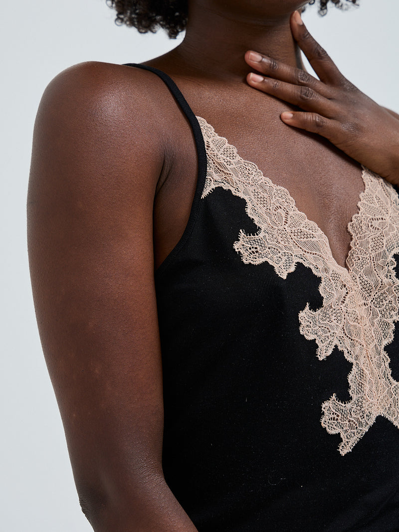 Seamless Basic Lace Silk Slip | Mulberry silke Underkjole Black w. Rosie Beige