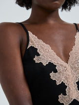 Seamless Basic Lace Silk Slip | Mulberry silke Underkjole Black w. Rosie Beige