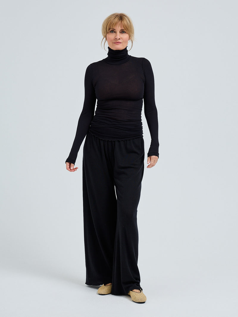 Seamless Basic Nouveau | Bomuld Rullekravebluse Sort