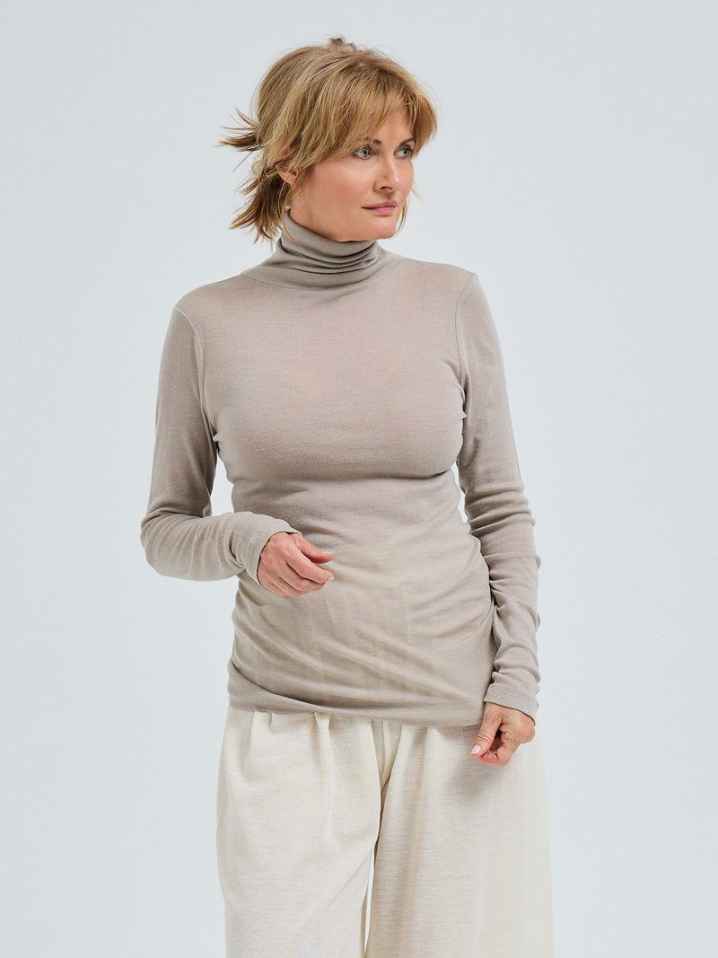 Seamless Basic Woolen Lola | Merinould Rullekravebluse Beige