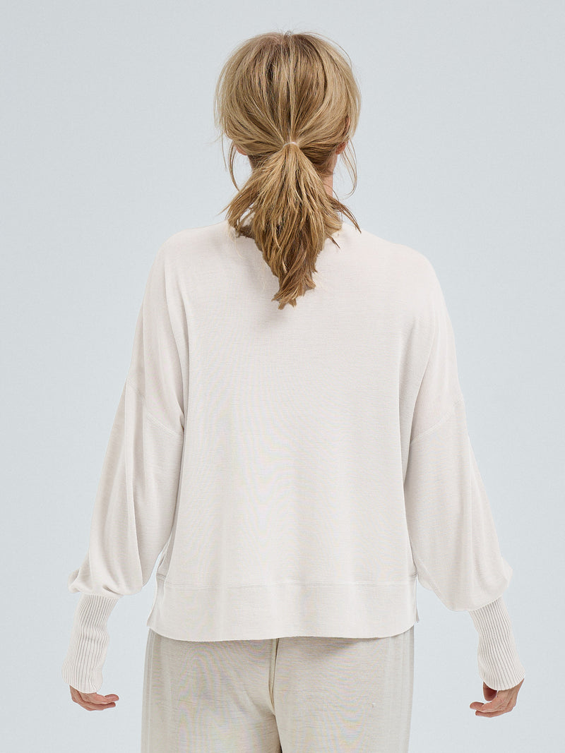 Seamless Basic Woolen Sporty Sweat | Merinould Bluse Off-white